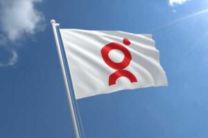realistic-flag-mock-up-with-blue-sky