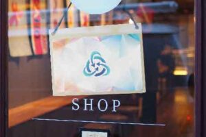 shop-door-sign-board-mock-up