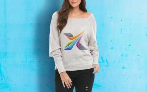 full-sleeves-woman-t-shirt-mock-up