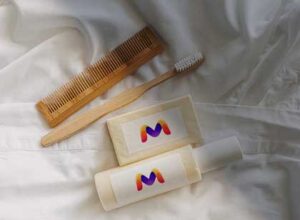 soap-shampoo-comb-brush-mock-up