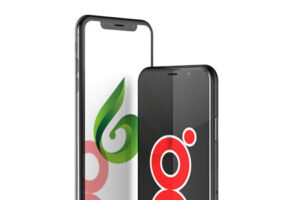 i-phone-x-mock-up-with-cover