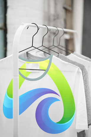 hanging-t-shirt-mock-up-on-hanger