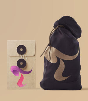 black-bag-and-tag-mock-up