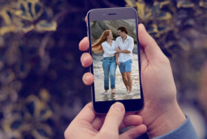 man-holding-i-phone-mock-up