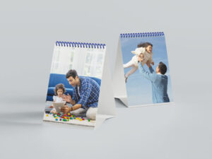 two-different-a5-desk-calendar-mockup