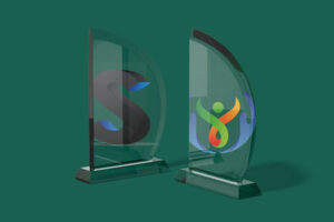 crystal-trophy-mockup-left-right-view