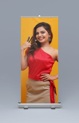 roll-up-mockup-for-young-woman